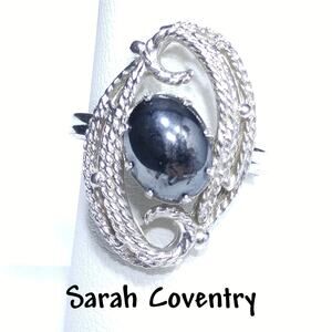 Sarah Coventry Silver Tone Faux Hematite Ring Adjustable Size 7 Vintage